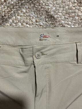 Source Unknown Men’s Athletic Shorts Beige